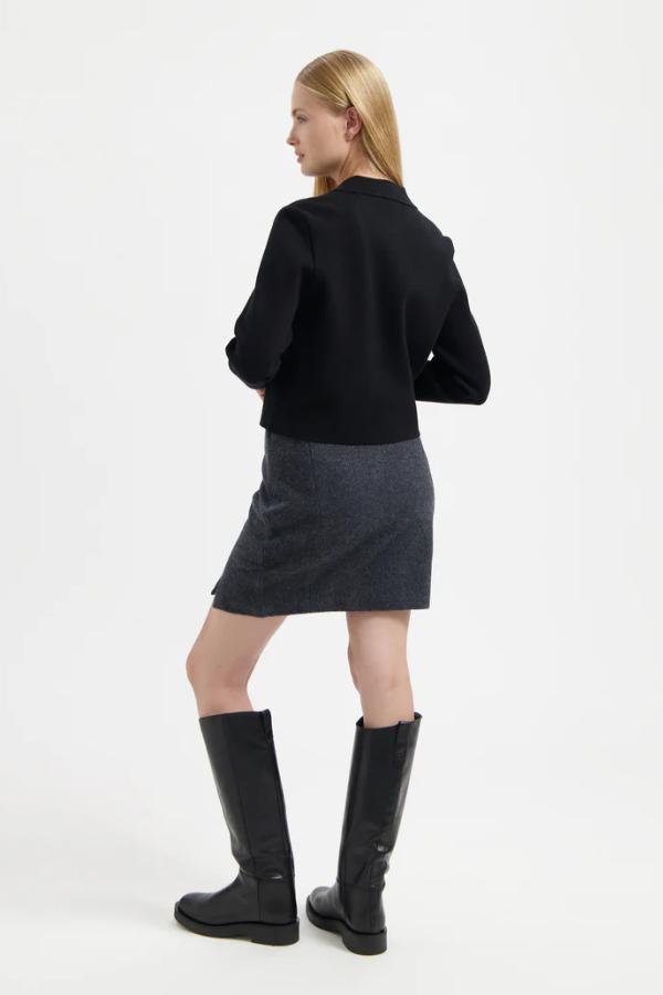 90000 BLACK