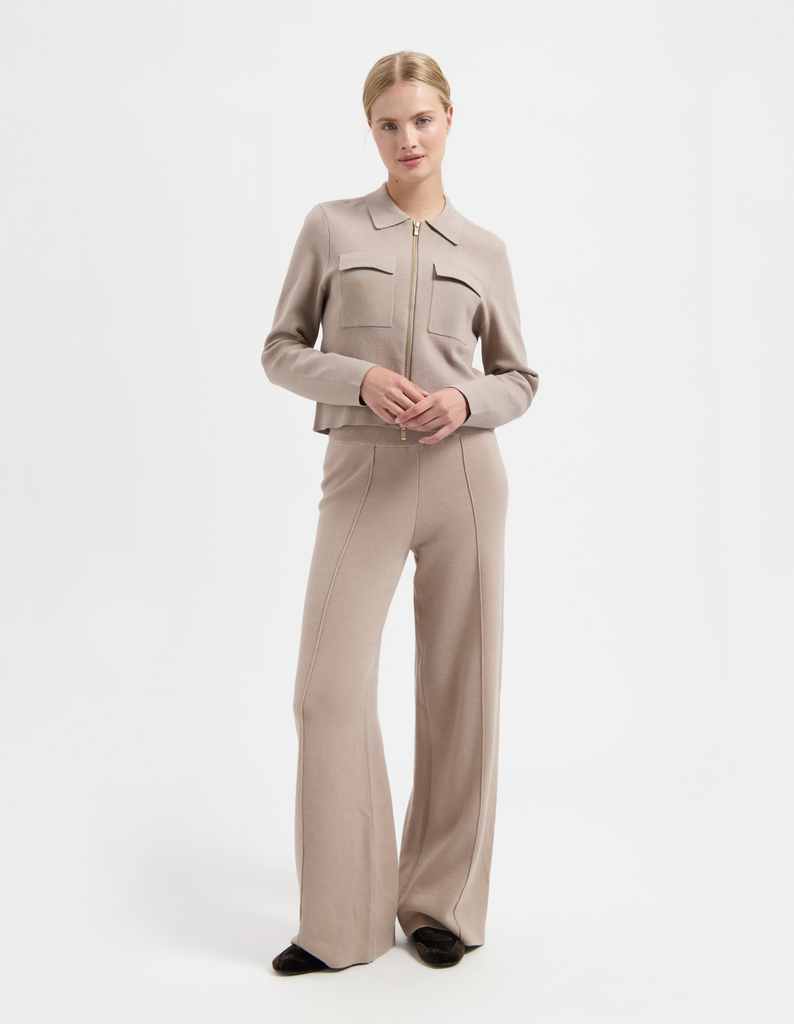 20001 TAUPE