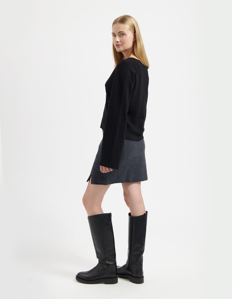 90000 BLACK
