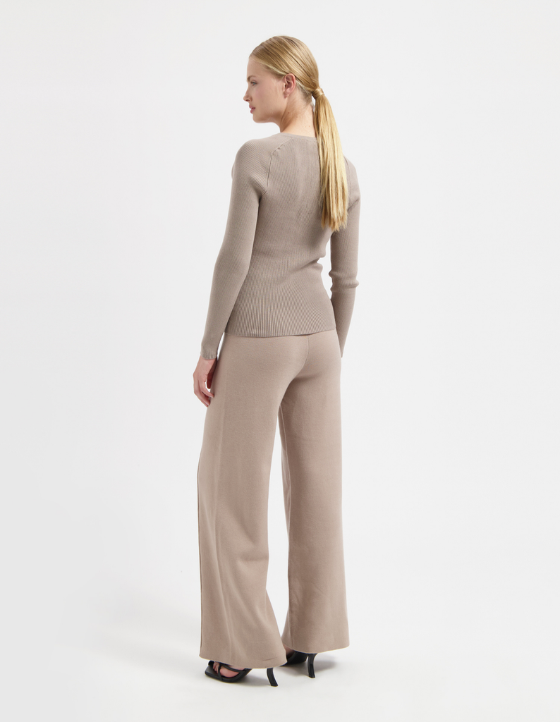 20001 TAUPE