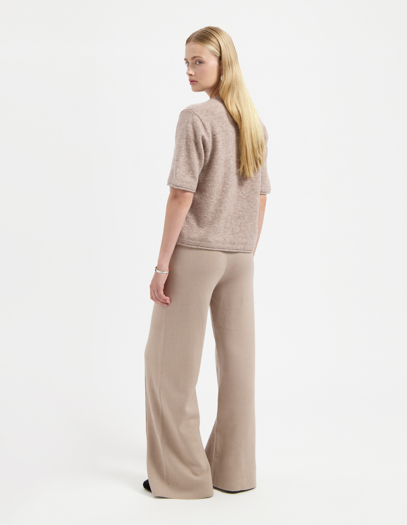 20001 TAUPE